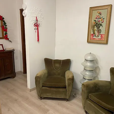 Fabulous Canal View Apartment *