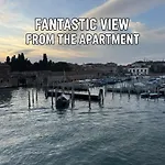 Fabulous Canal View *
