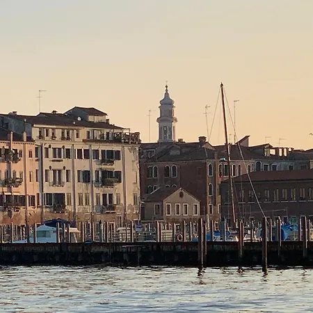 Fabulous Canal View Veneza
